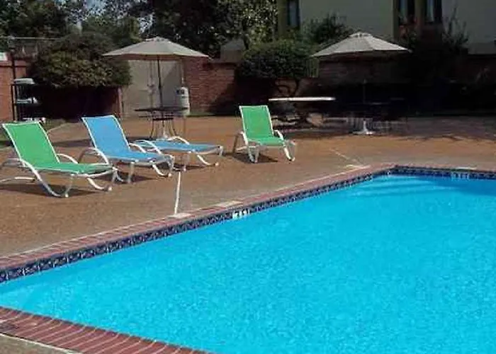 Hotel The Clarion & Conference Center Columbus