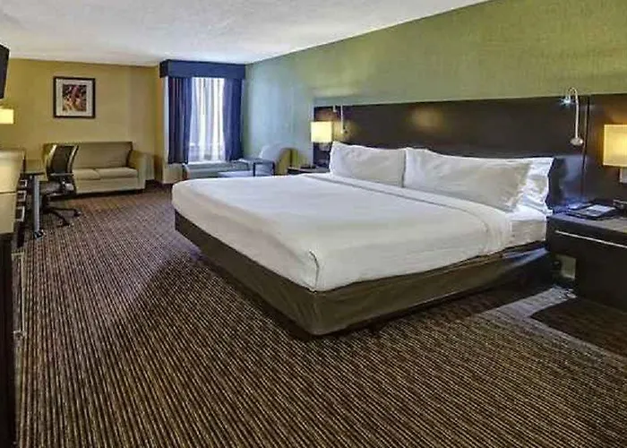 The Clarion & Conference Center 3* Columbus