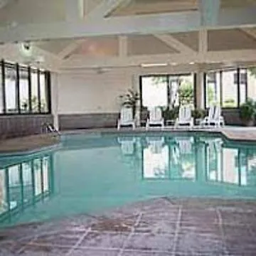 The Clarion & Conference Center Hotel Columbus
